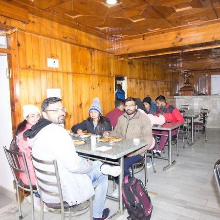 Utsav Hotel Manali  Bagian luar foto